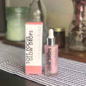 Rodial Soft Focus Glow Drops